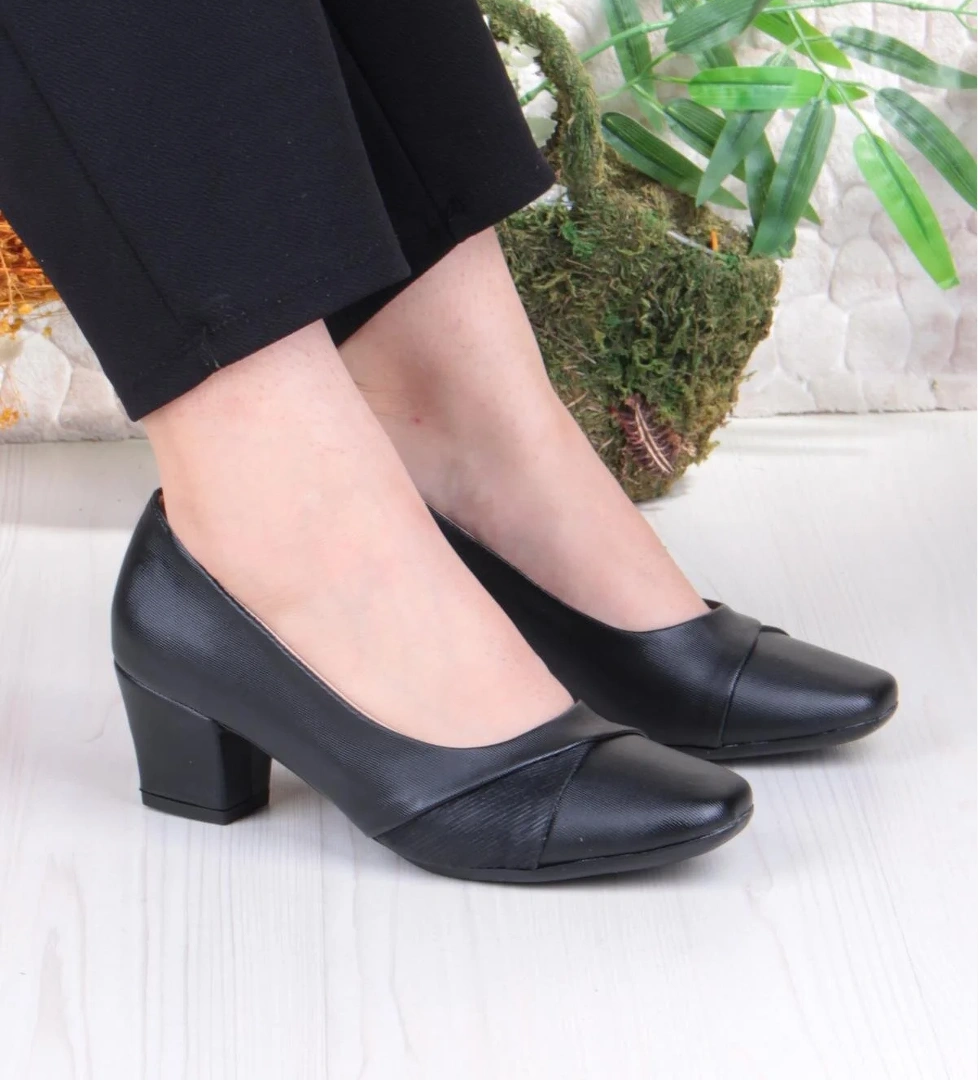 Fort 168625 Nur Rahat Esnek Alçak Topuklu Kadın Ayakkabı model görseli