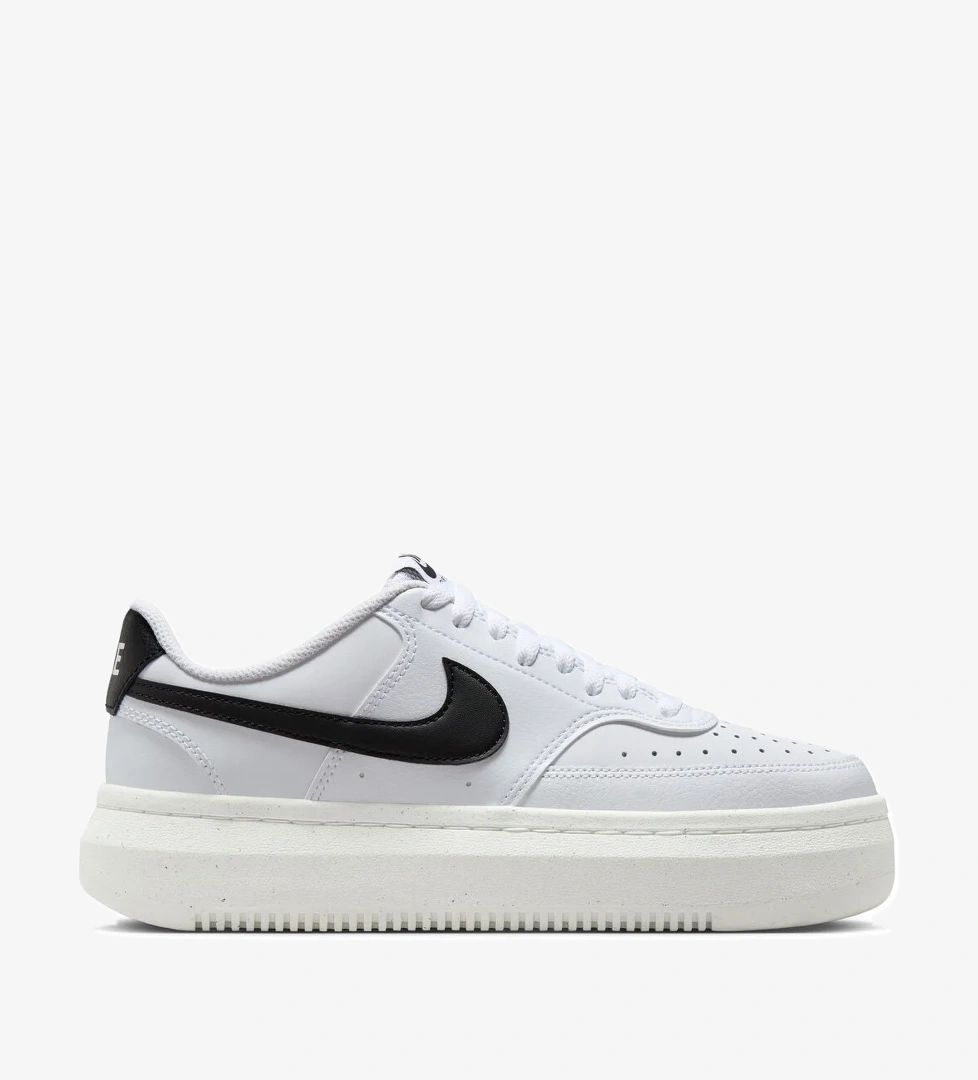 Nike Nike Court Vision Alta Kadın Beyaz Sneaker model görseli