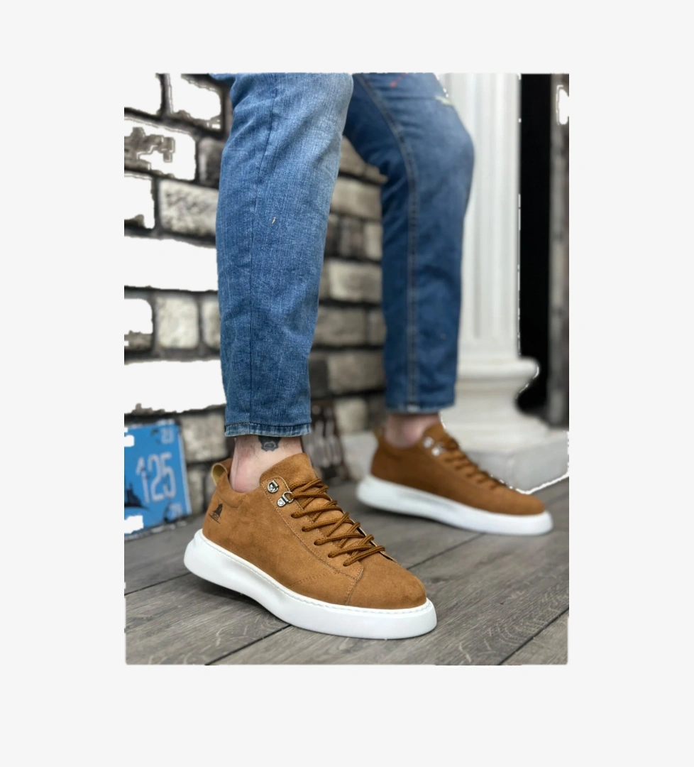 Pabucmarketi Bağcıklı Erkek Spor Ayakkabı TABA SÜET (BEYAZ TABAN) model görseli