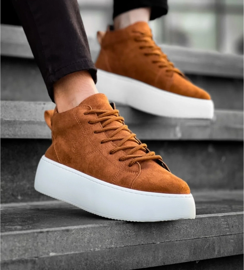 Pabucmarketi Bağcıklı Erkek Spor Bot TABA SÜET (BEYAZ TABAN) model görseli