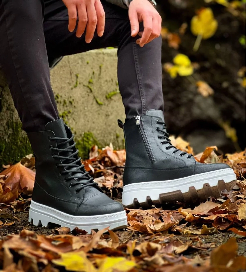 Pabucmarketi Fermuarlı Bağcık Detaylı Erkek Postal Bot SİYAH (BEYAZ TABAN) model görseli