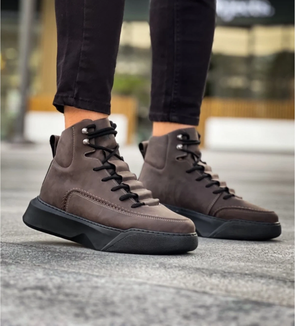 Pabucmarketi Bağcıklı Erkek Spor Bot KAHVE (SİYAH TABAN) model görseli