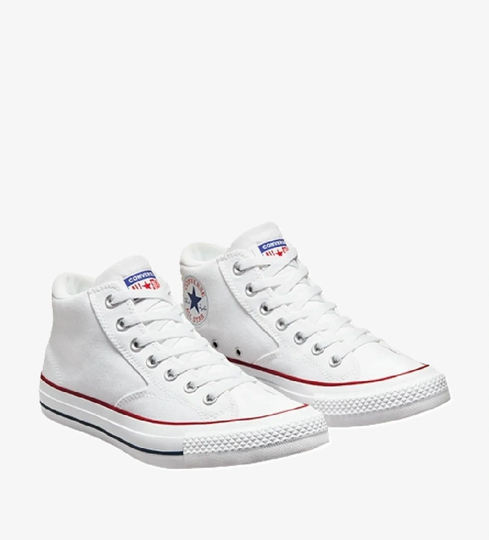 Converse A00811C Chucktaylor Allstar Beyaz Unisex Ayakkabı model görseli