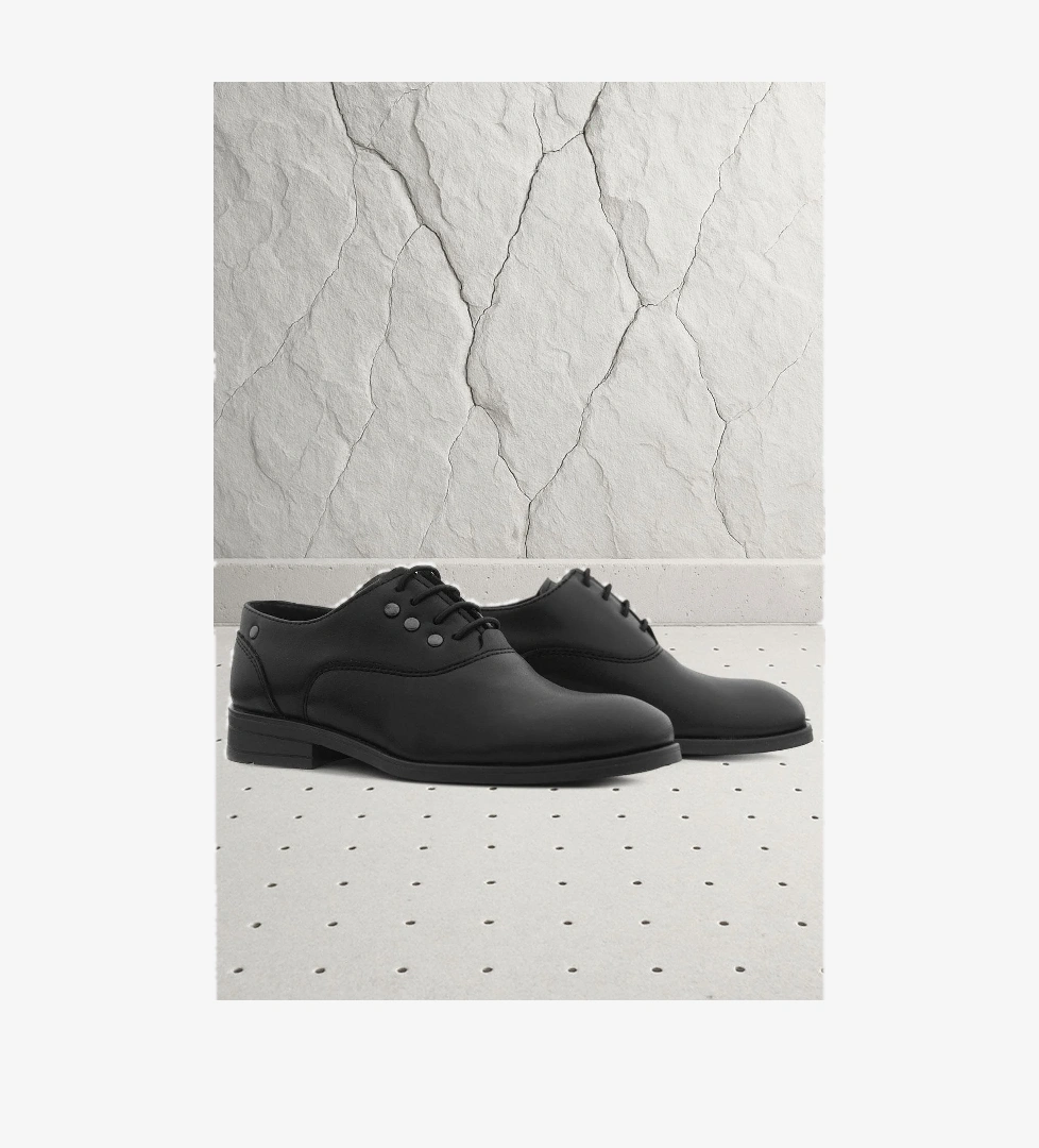 Smokin Siyah Mat Bağcıklı Metal Detaylı Çocuk Klasik Ayakkabısı - Görsel 1