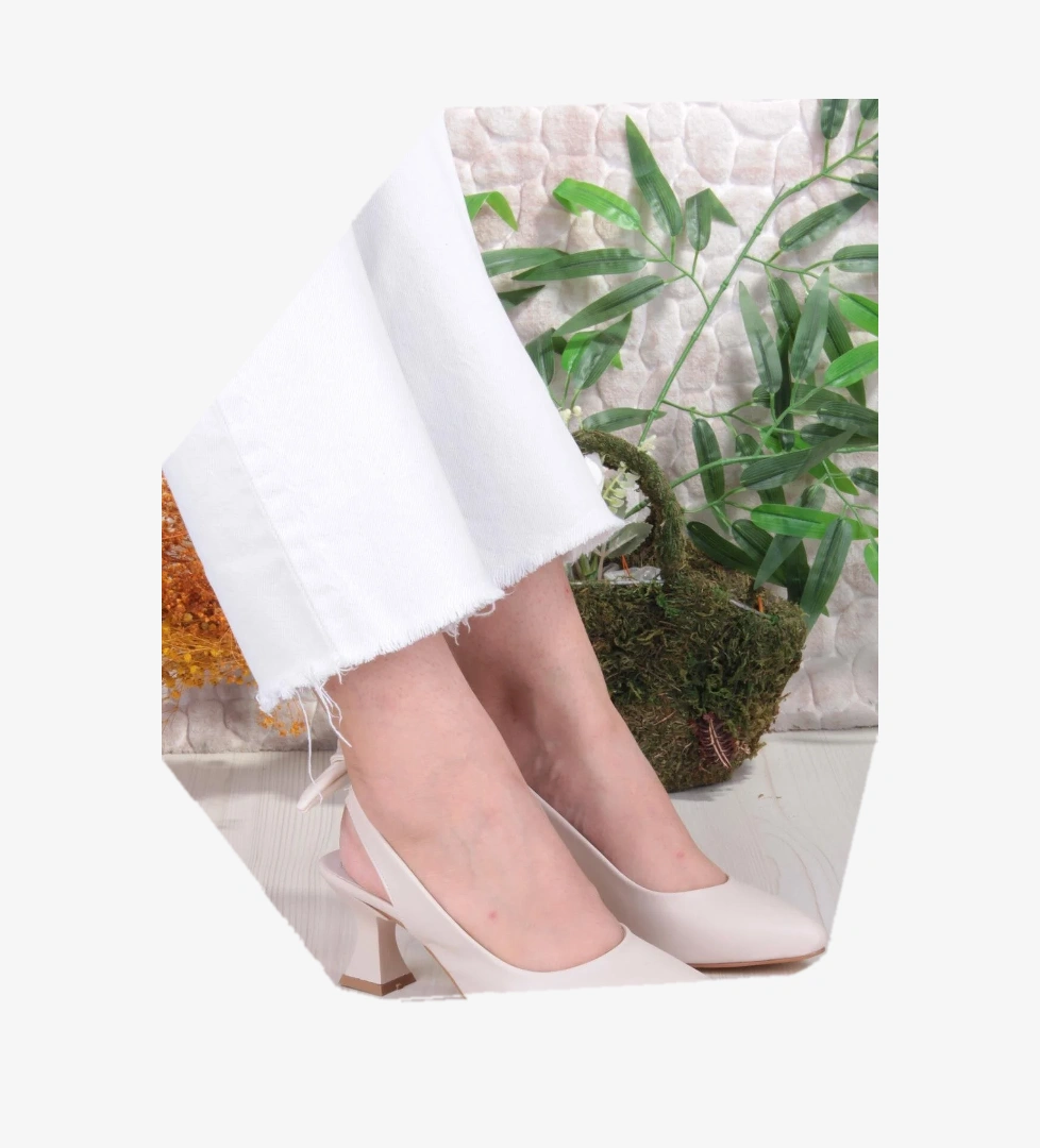 32810 Bilener Arkası Açık Arka Fiyonk Detaylı Alçak Topuk Kadın Ayakkabı