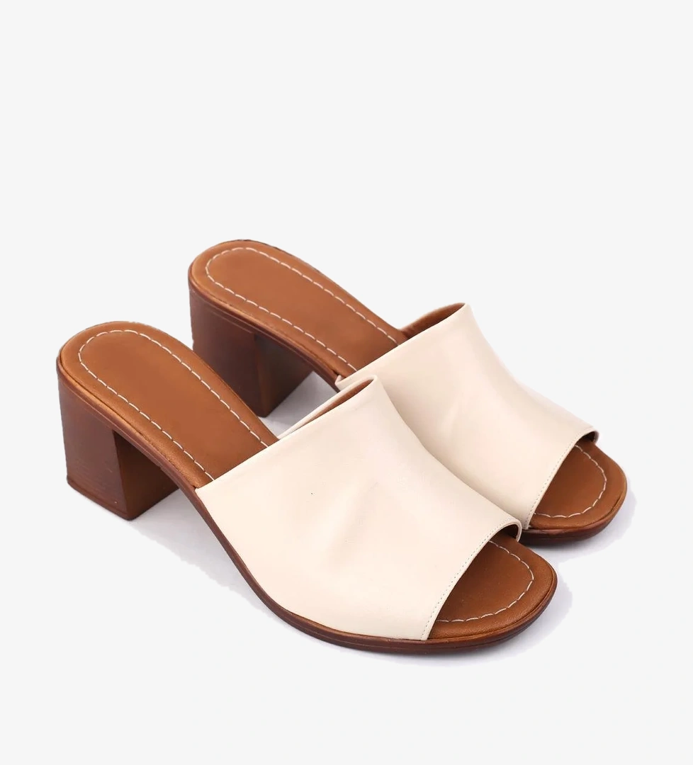 1701 Kadın 7 Cm Kare Topuk Rahat Taban Kadın Terlik - Görsel 1