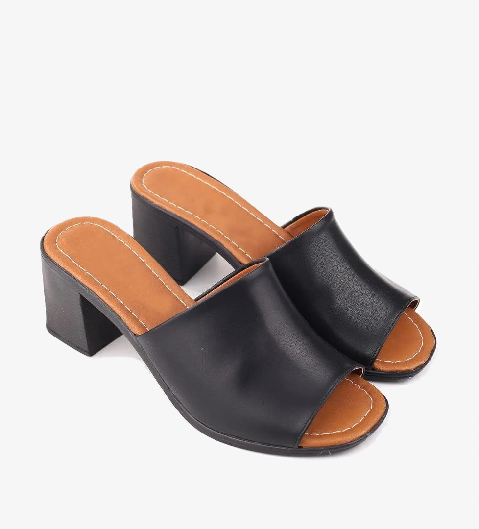 1701 Kadın 7 Cm Kare Topuk Rahat Taban Kadın Terlik