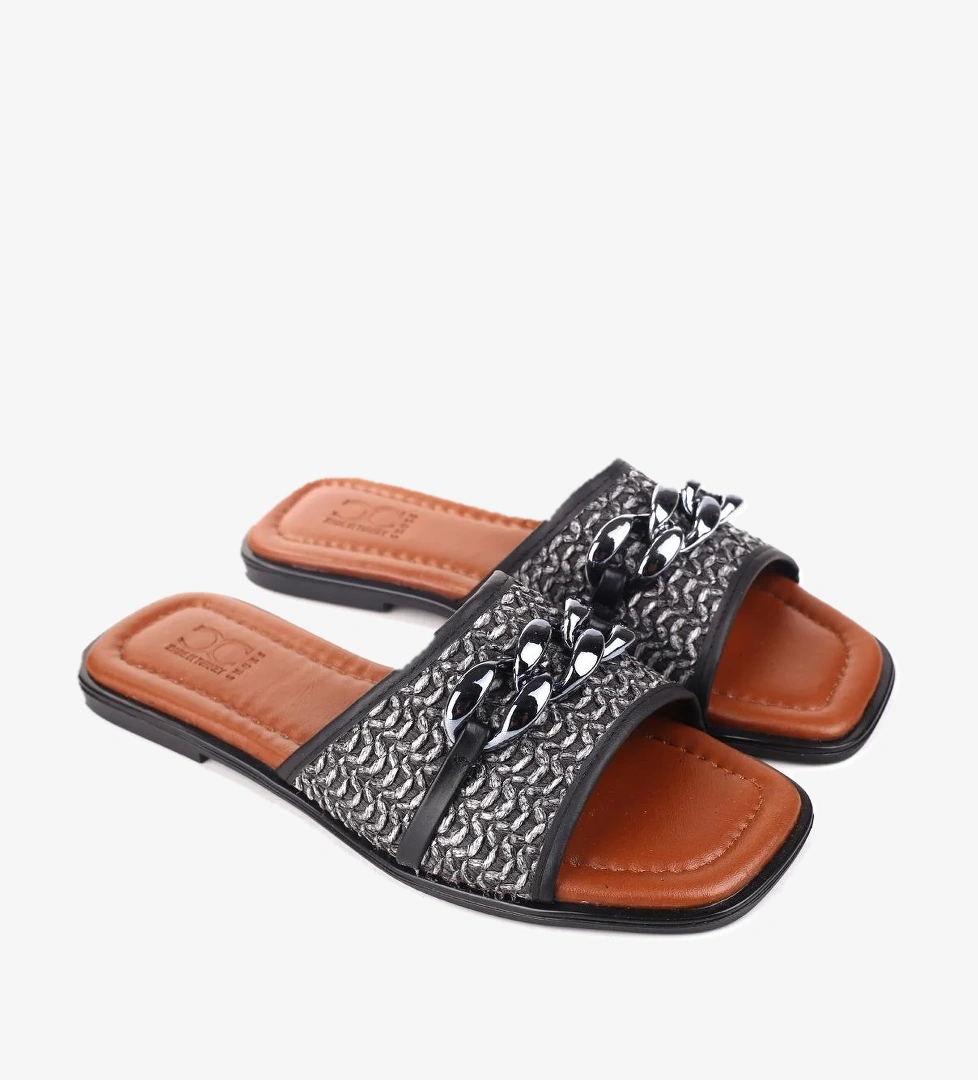 Papuç Sepeti ZŞ05 Zincir Detaylı Hasır Günlük Kadın Terlik model görseli