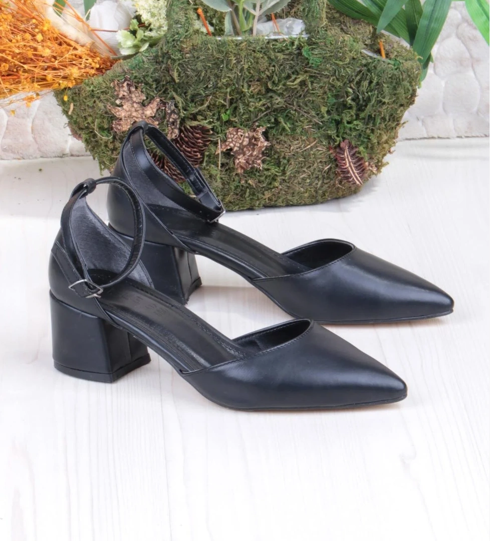 Fort 110-416 Rahat Alçak Kalın Topuklu Kadın Ayakkabı model görseli