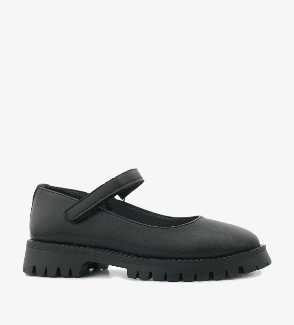 Rakerplus Siyah Mat Cırtlı Kalın Tabanlı Kız Çocuk Okul Ayakkabısı model görseli