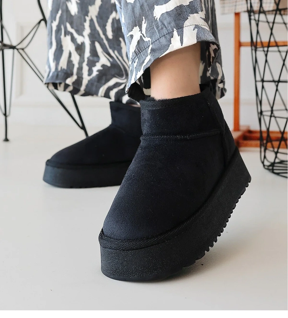 Siyah Süet Yüksek Taban Kadın Düz Bot