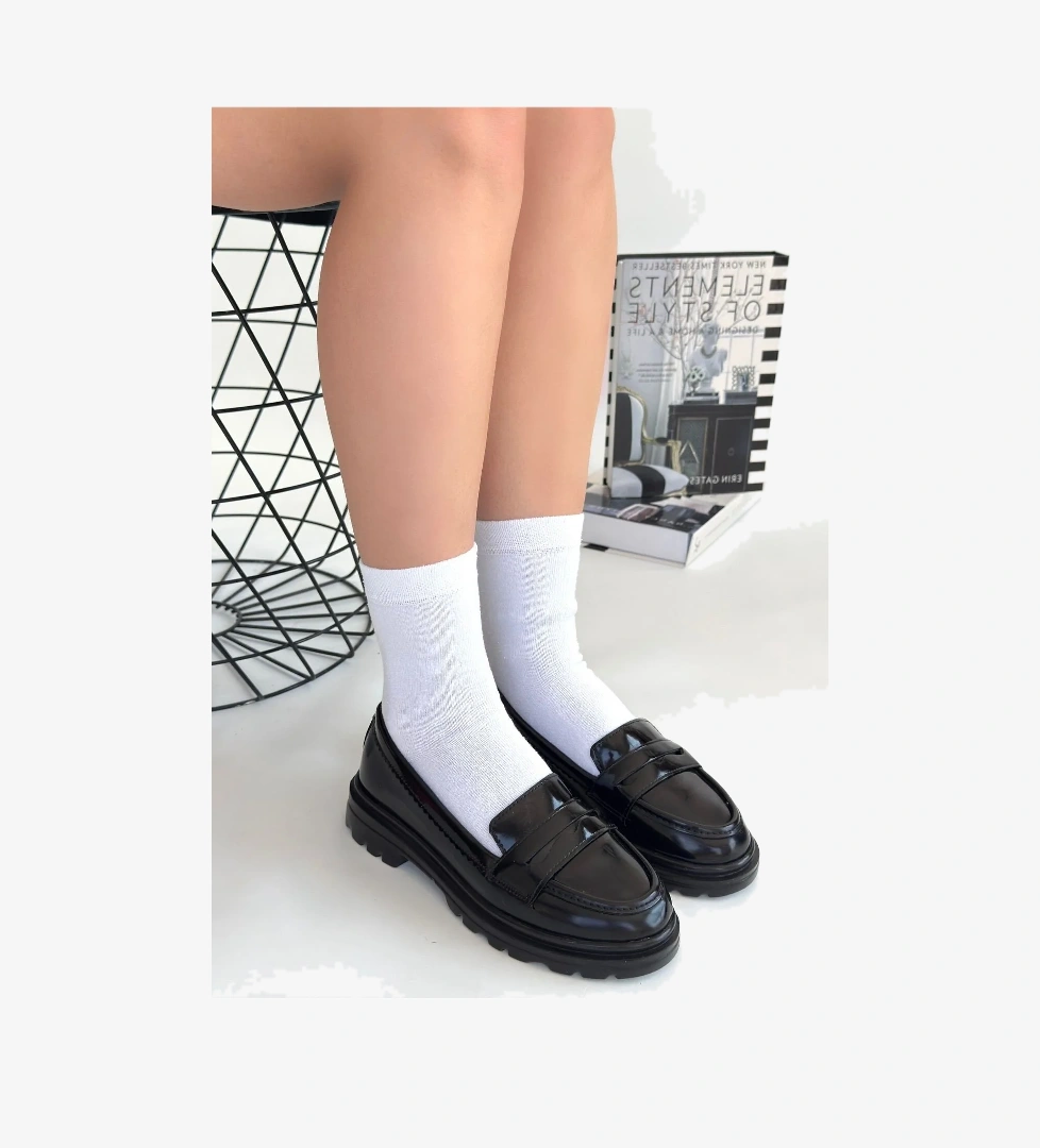 Siyah Rugan Kadın Günlük Ayakkabı