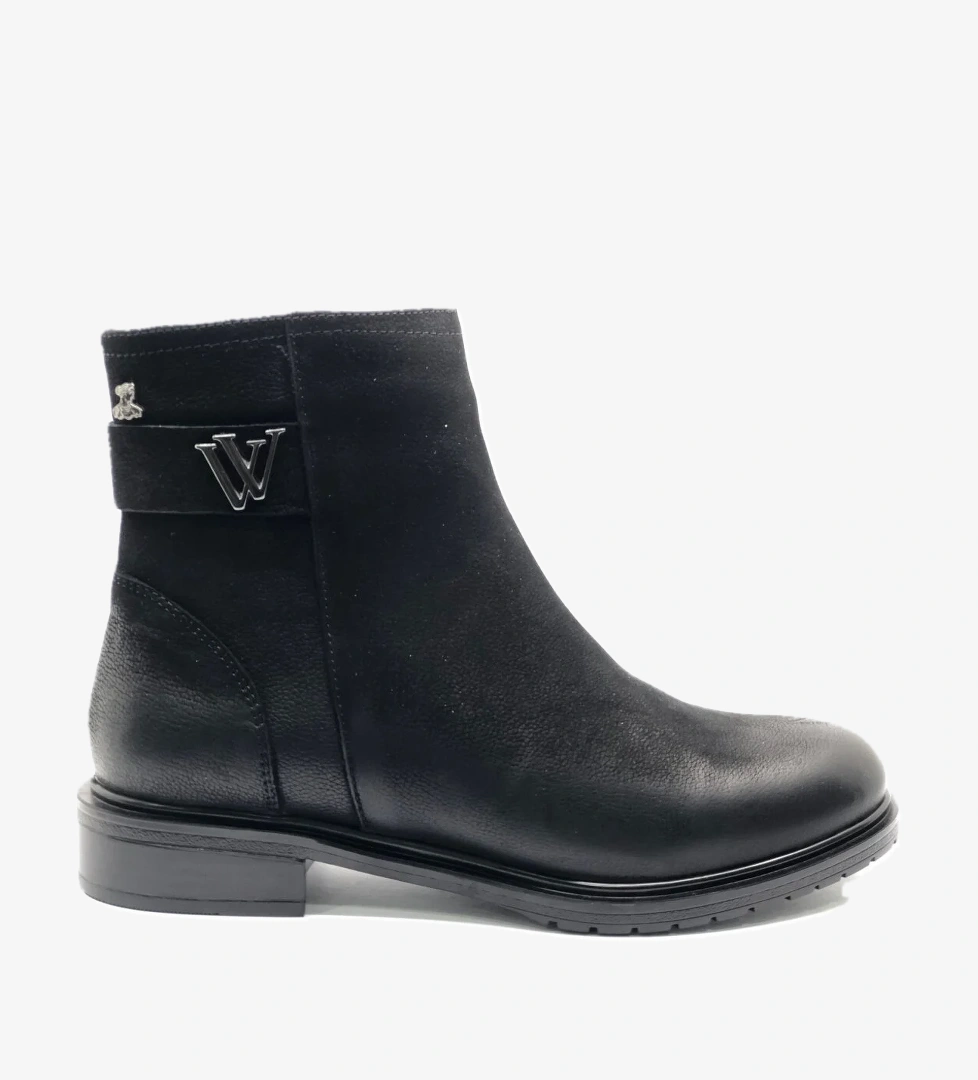 Venüs Vacca Hakiki Deri Düz Kaymaz Taban Ortopedik Kadın Bot model görseli