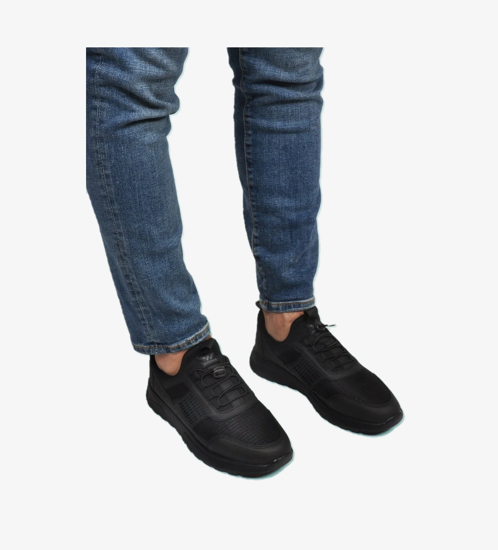 Siyah Hafif Esnek Kilit Bağcıklı Erkek Spor Ayakkabı Nans 6006 M