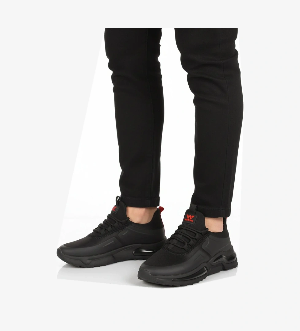 Siyah Kırmızı Bağcıklı Hafif Esnek Erkek Spor Ayakkabı Than 836 M