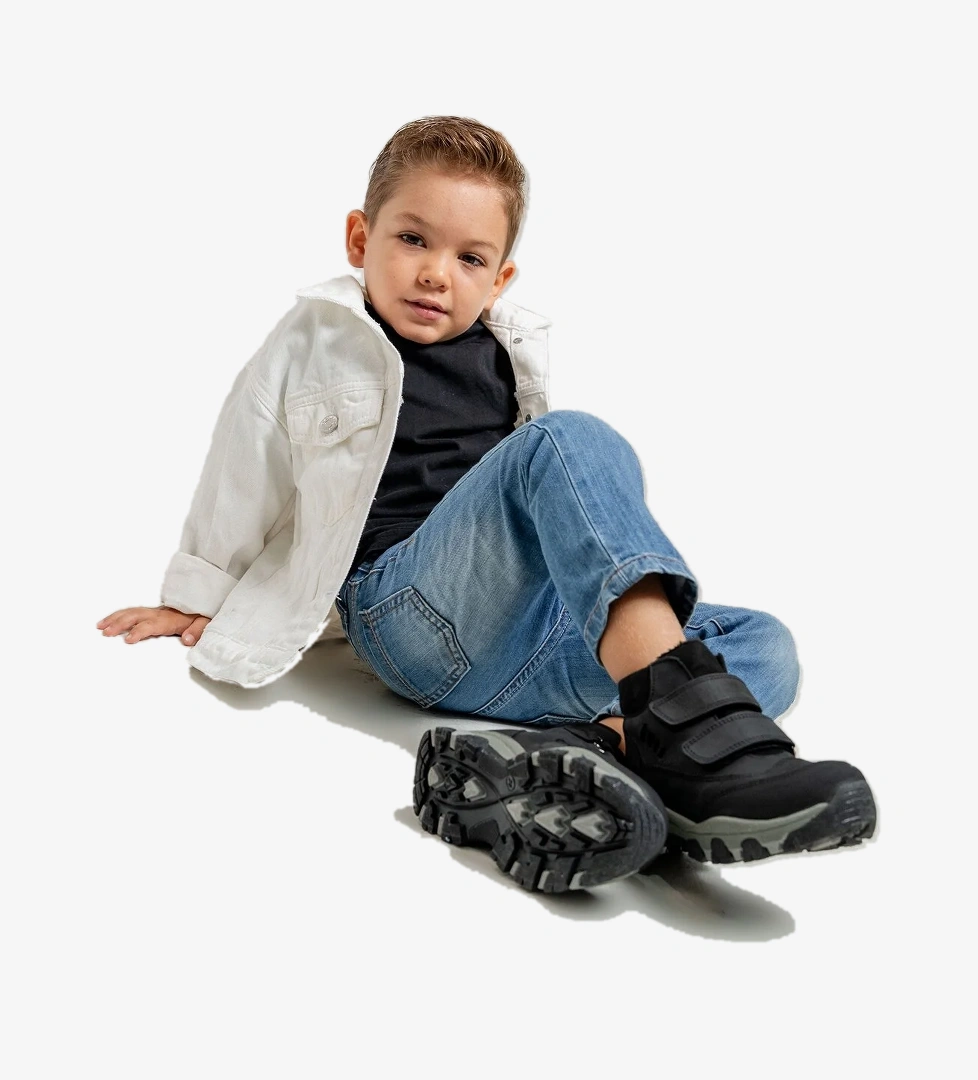 Erkek Çocuk Siyah Hakiki Deri Anatomik Günlük Bot - Görsel 1