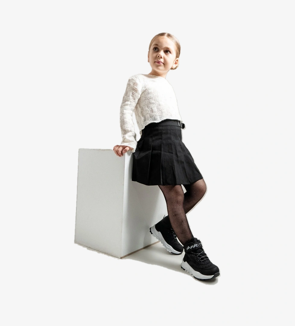 Mnpc Kız Çocuk Siyah Lacivert Suni Deri Suya Dayanıklı Anatomik Günlük Bot model görseli