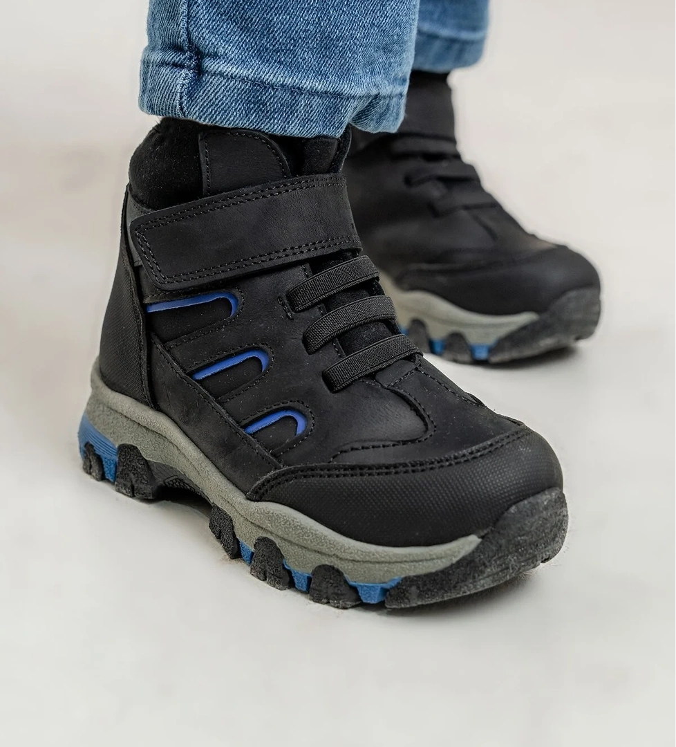 Erkek Çocuk Siyah Hakiki Deri Suya Dayanıklı Anatomik Günlük Bot - Görsel 1