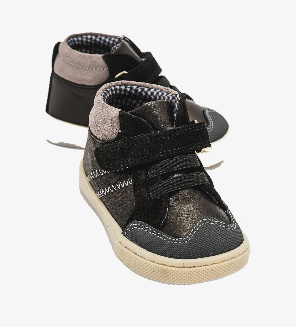 Erkek Çocuk Siyah Hakiki Deri Suya Dayanıklı Anatomik İlk Adım Bot - Görsel 1