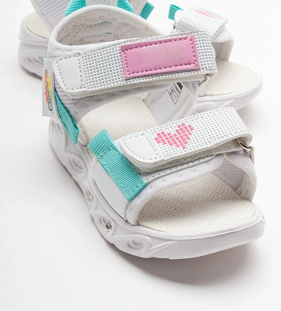 Kız Çocuk Beyaz Işıklı Anatomik Hafif Spor Sandalet - Görsel 1