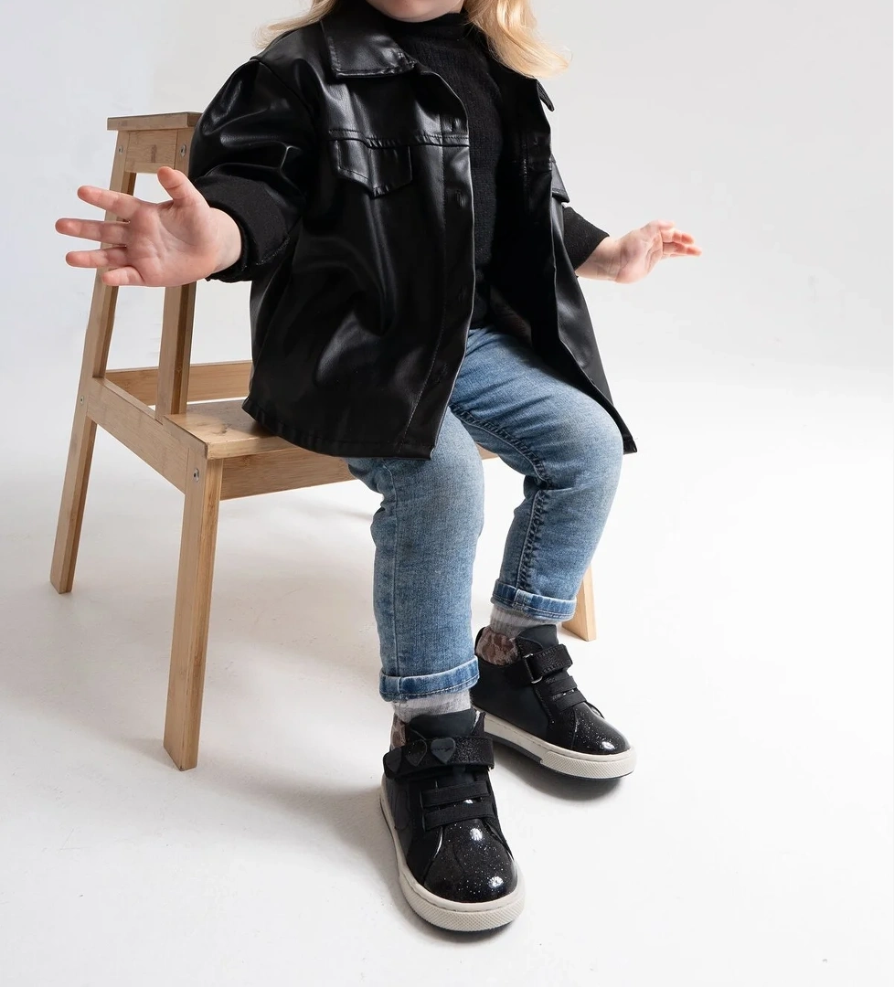 Kız Çocuk Siyah Hakiki Deri Suya Dayanıklı Anatomik İlk Adım Bot - Görsel 1