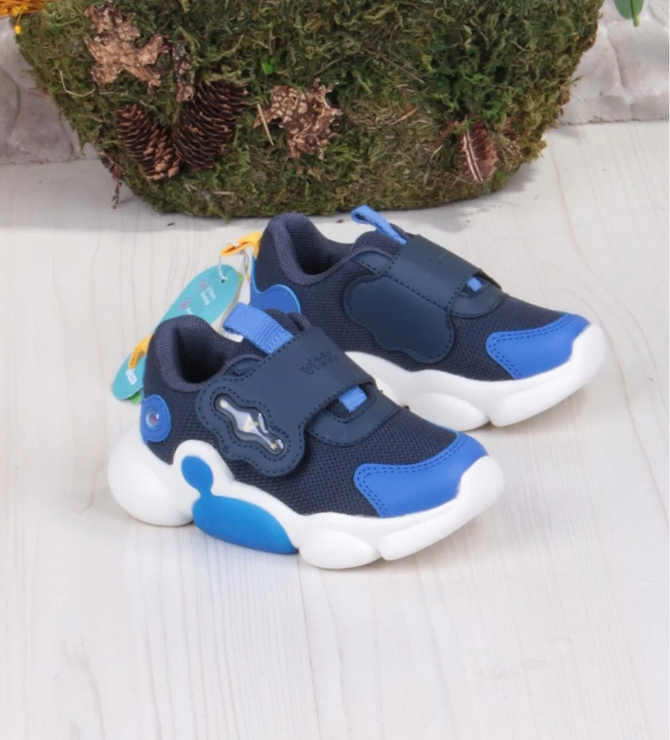 Vicco 346.B24K.335 Gum Lacivert Işıklı Erkek Çocuk Ayakkabı model görseli
