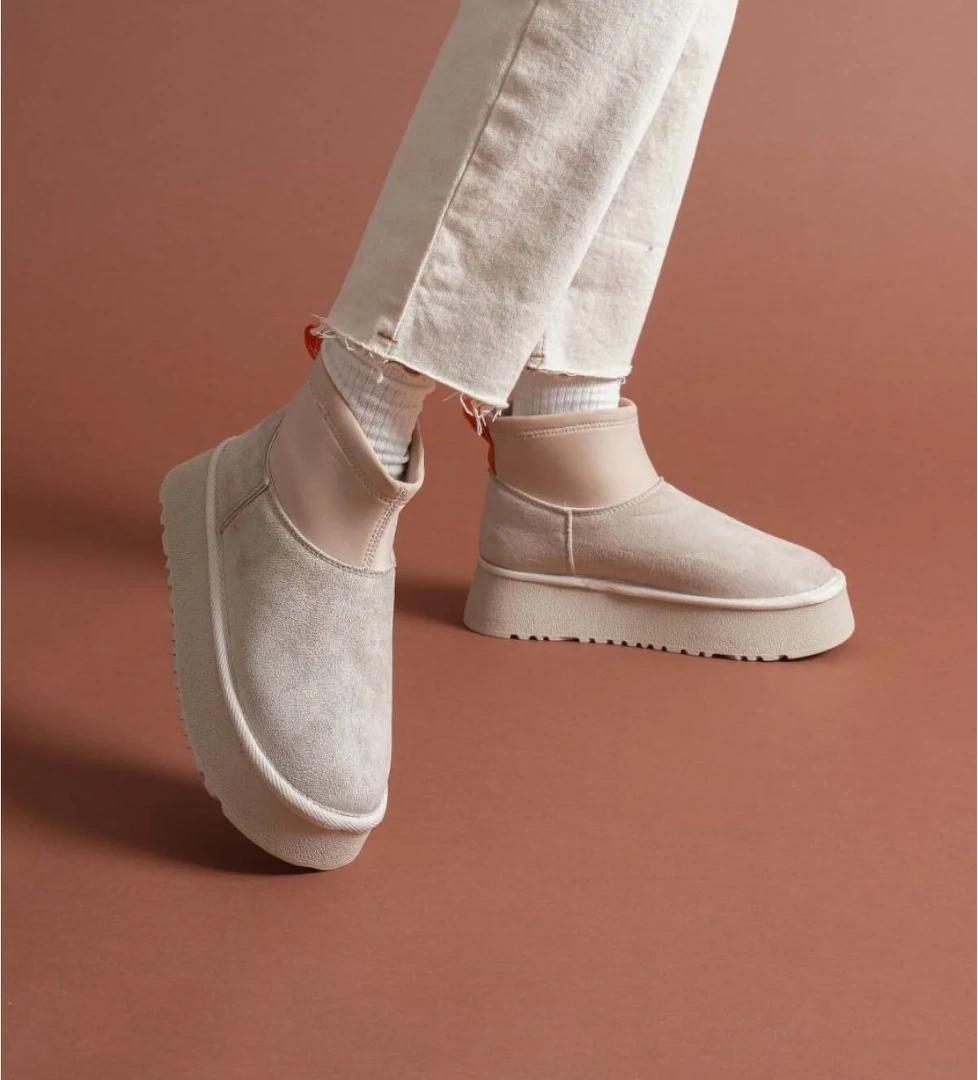 Pabucmarketi Süet Kadın Düz Bot model görseli