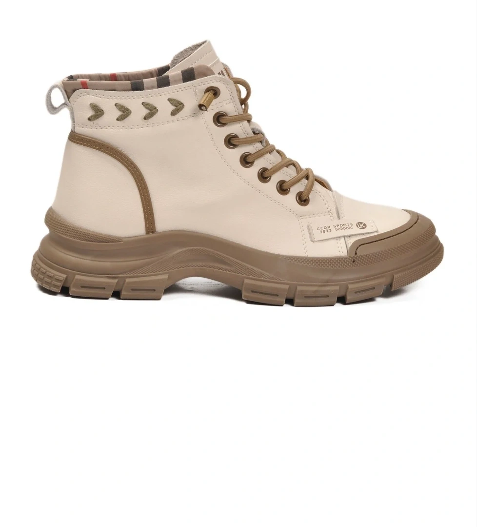 Gamelu Bej Siyah Bağcıklı Kaymaz Taban Kadın Sneaker Bot model görseli