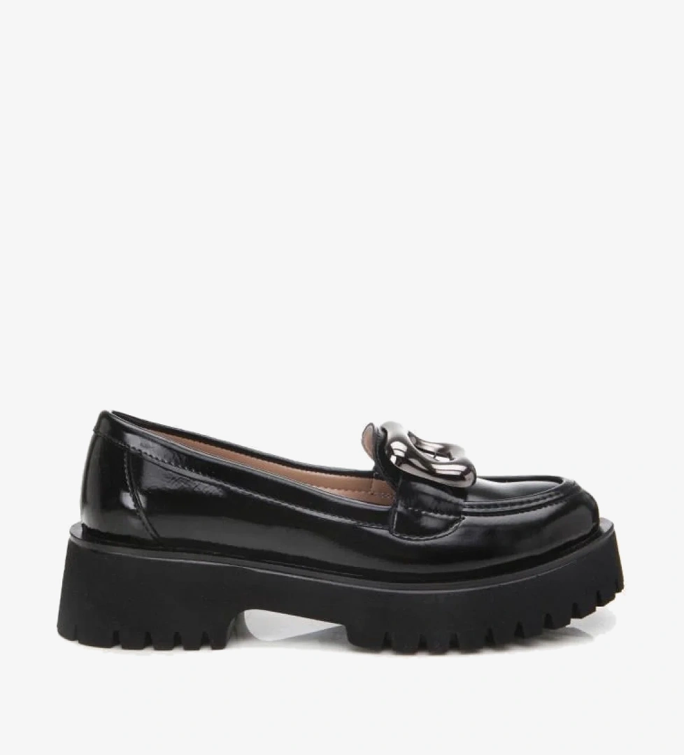 Kadın Rugan Siyah Tokalı Şık Günlük Loafer - Görsel 1