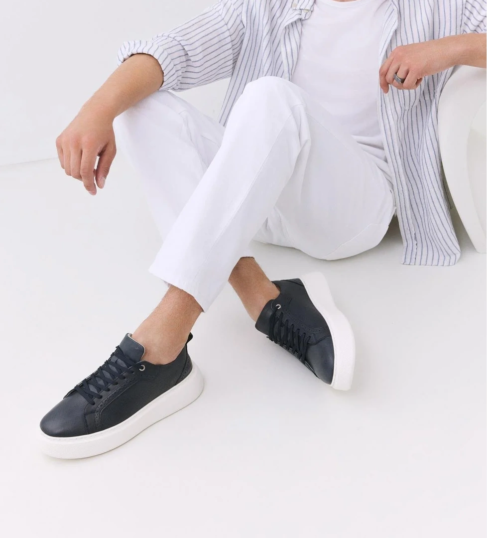 Erkek Deri Lacivert Hafif Tabanlı Spor Ayakkabı - Görsel 1