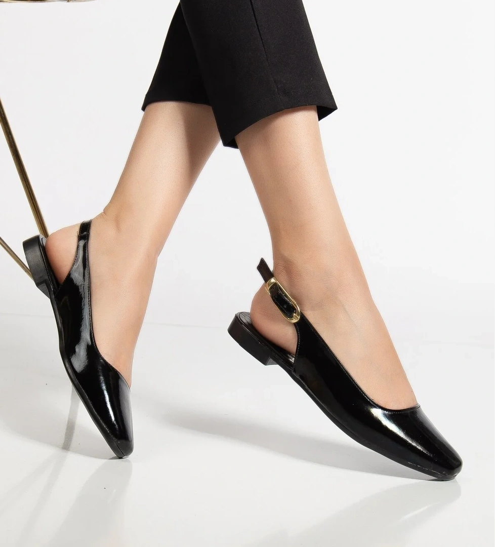 Kadın Siyah Arkası Açık Tokalı Babet - Görsel 1