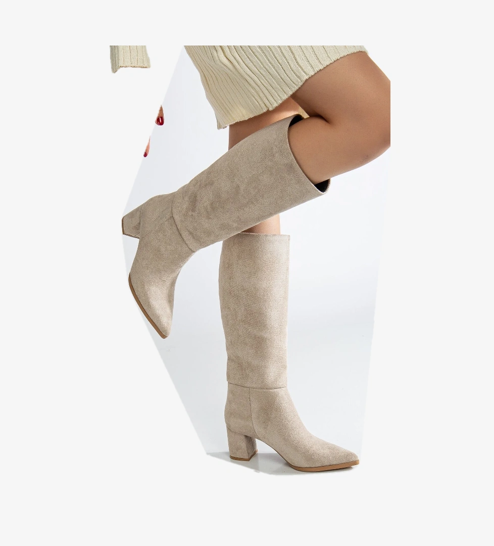 Kadın Bej Süet Termo Taban Sivri Burunlu Kalın Topuklu Çizme - Görsel 1