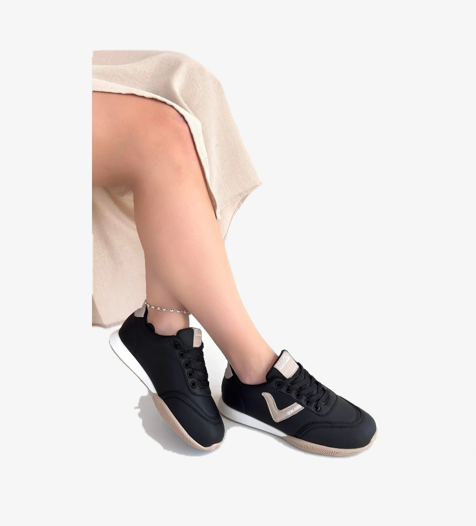 Siyah Bej Detaylı Bağcıklı Kadın Spor Ayakkabı