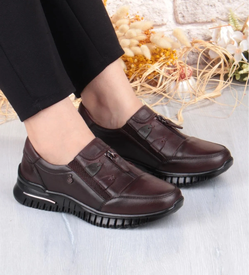 Z006 Comfort Yumuşak Esnek Kauçuk Kaymaz Taban Hakiki Deri Kadın Ayakkabı - Görsel 1