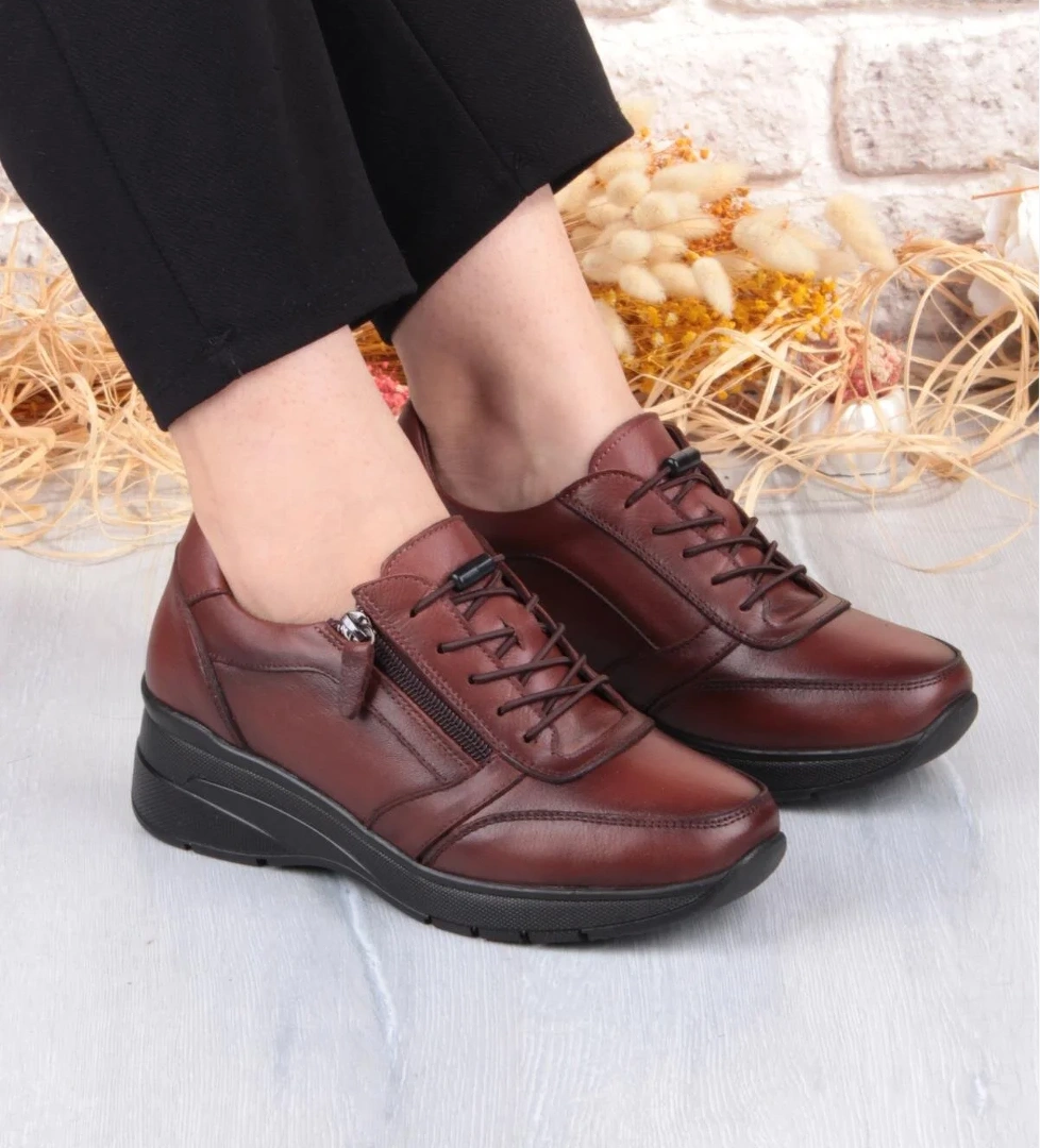 Pepita 9402 Comfort Yumuşak Esnek Kauçuk Kaymaz Taban Hakiki Deri Kadın Ayakkabı model görseli
