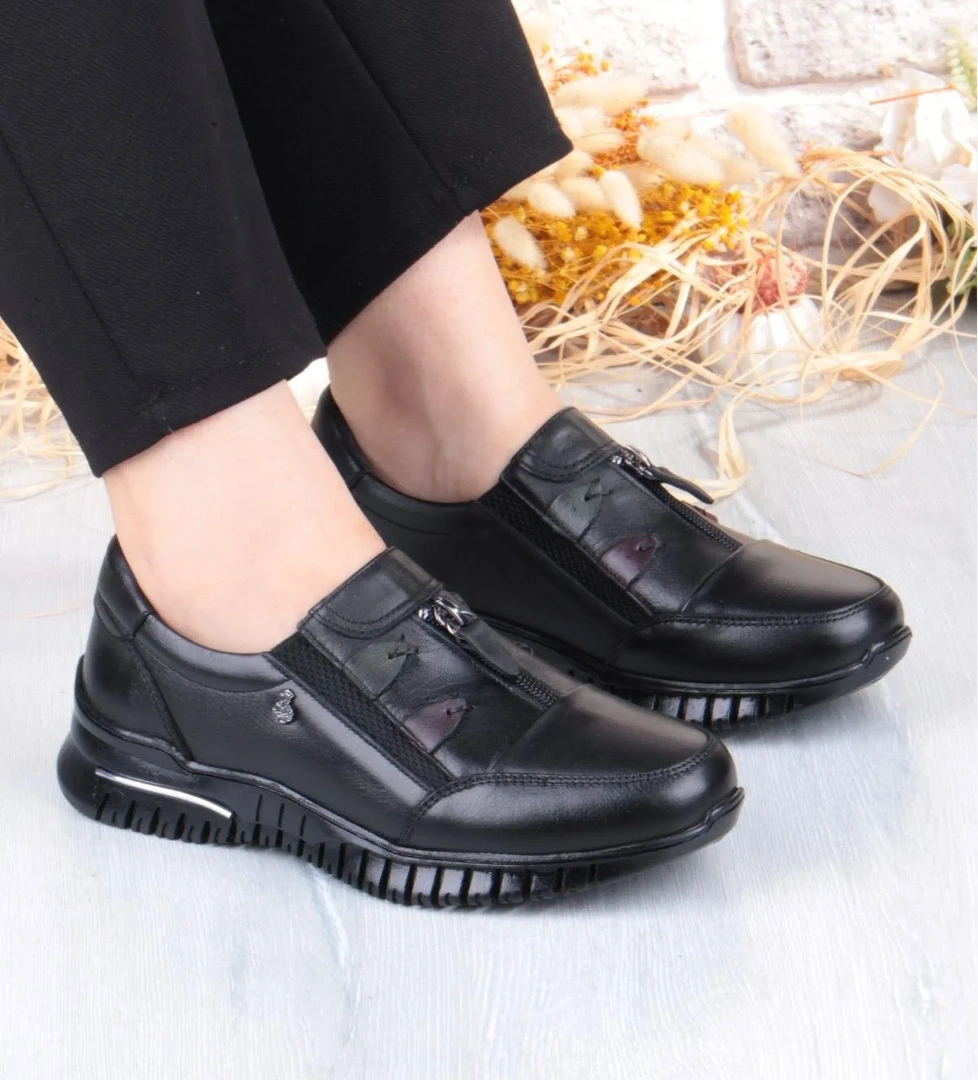 Z006 Comfort Yumuşak Esnek Kauçuk Kaymaz Taban Hakiki Deri Kadın Ayakkabı