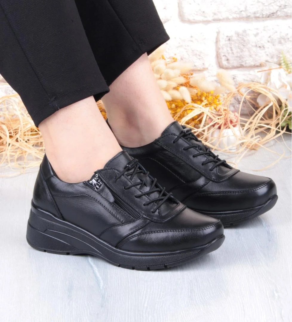 9402 Comfort Yumuşak Esnek Kauçuk Kaymaz Taban Hakiki Deri Kadın Ayakkabı