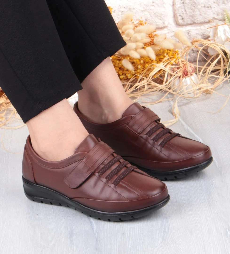 7679 Comfort Yumuşak Esnek Kauçuk Kaymaz Taban Hakiki Deri Kadın Ayakkabı - Görsel 1