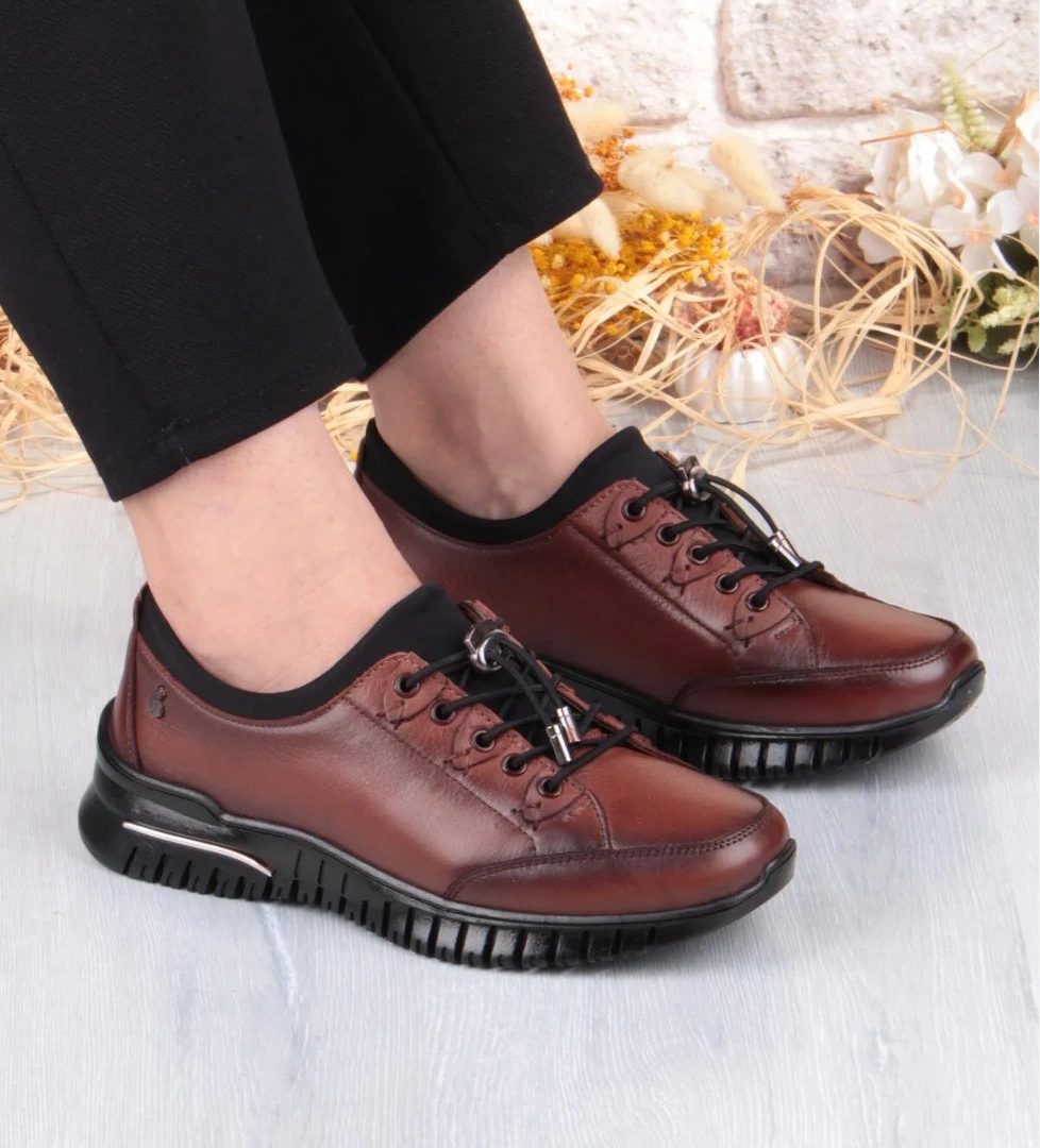 9513 Comfort Yumuşak Esnek Kauçuk Kaymaz Taban Hakiki Deri Kadın Ayakkabı