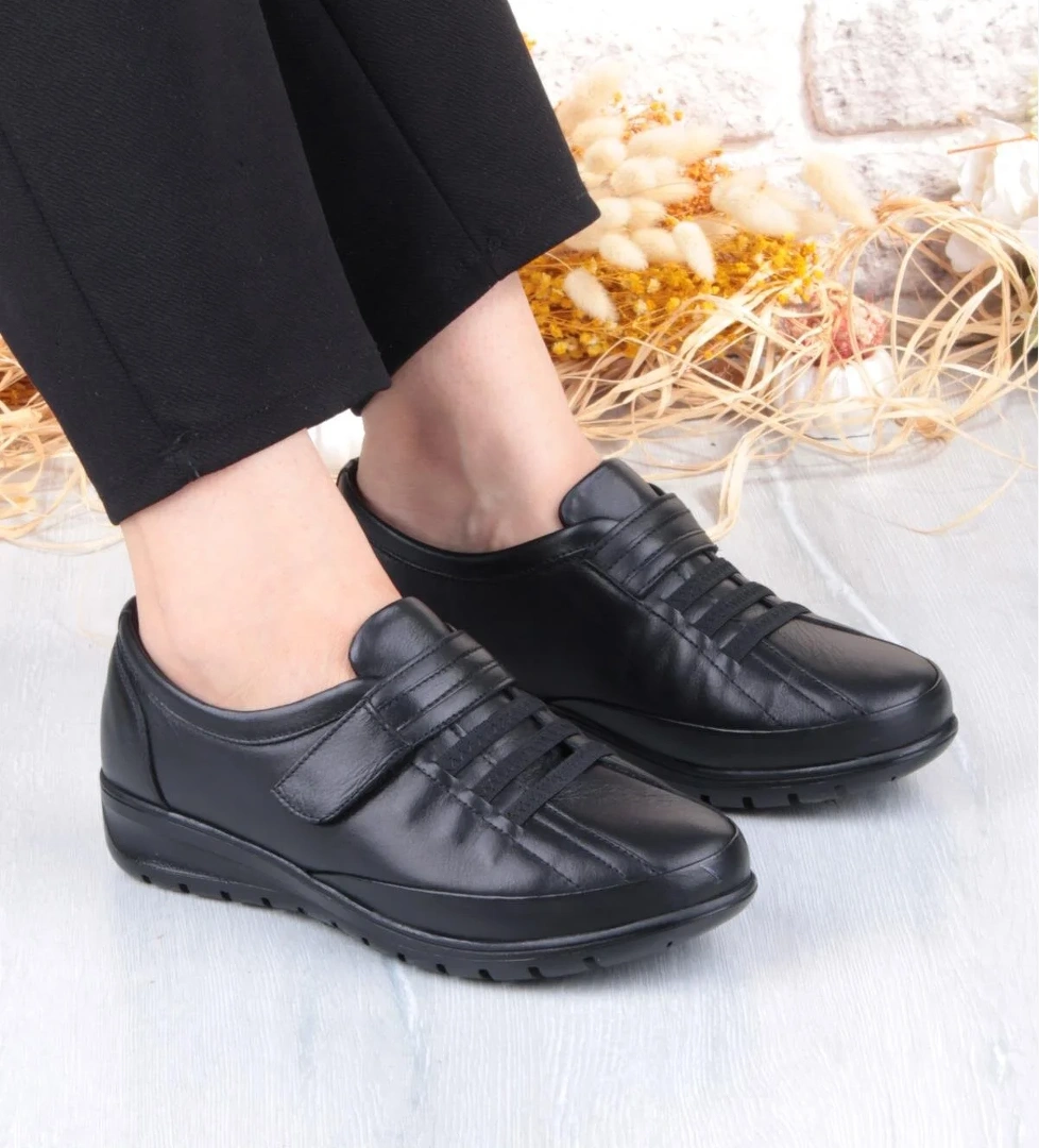 7679 Comfort Yumuşak Esnek Kauçuk Kaymaz Taban Hakiki Deri Kadın Ayakkabı