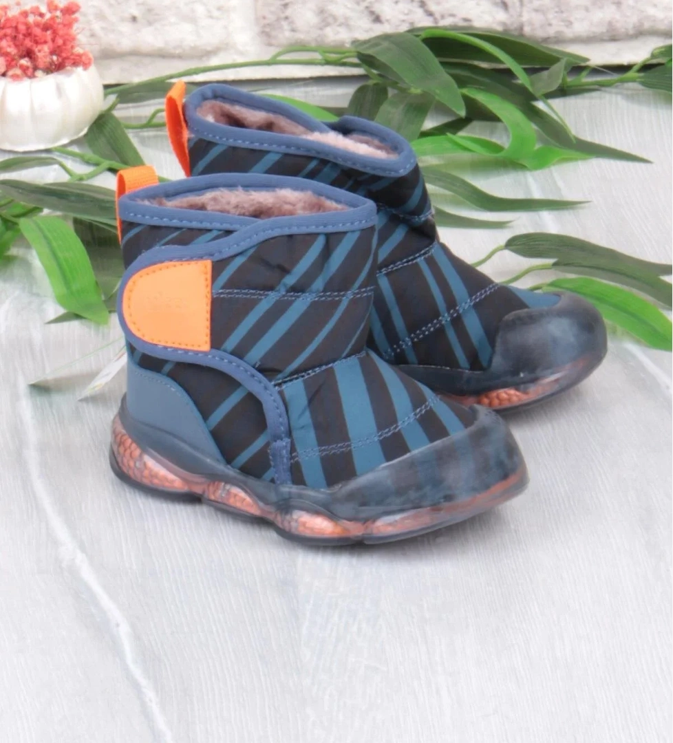 Vicco 943.E24K.482 Kot Helyum Işıklı Erkek Çocuk Bot model görseli