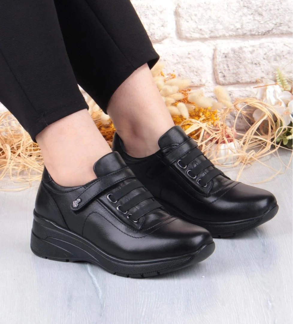 Z010 Comfort Yumuşak Esnek Kauçuk Kaymaz Taban Hakiki Deri Kadın Ayakkabı - Görsel 1