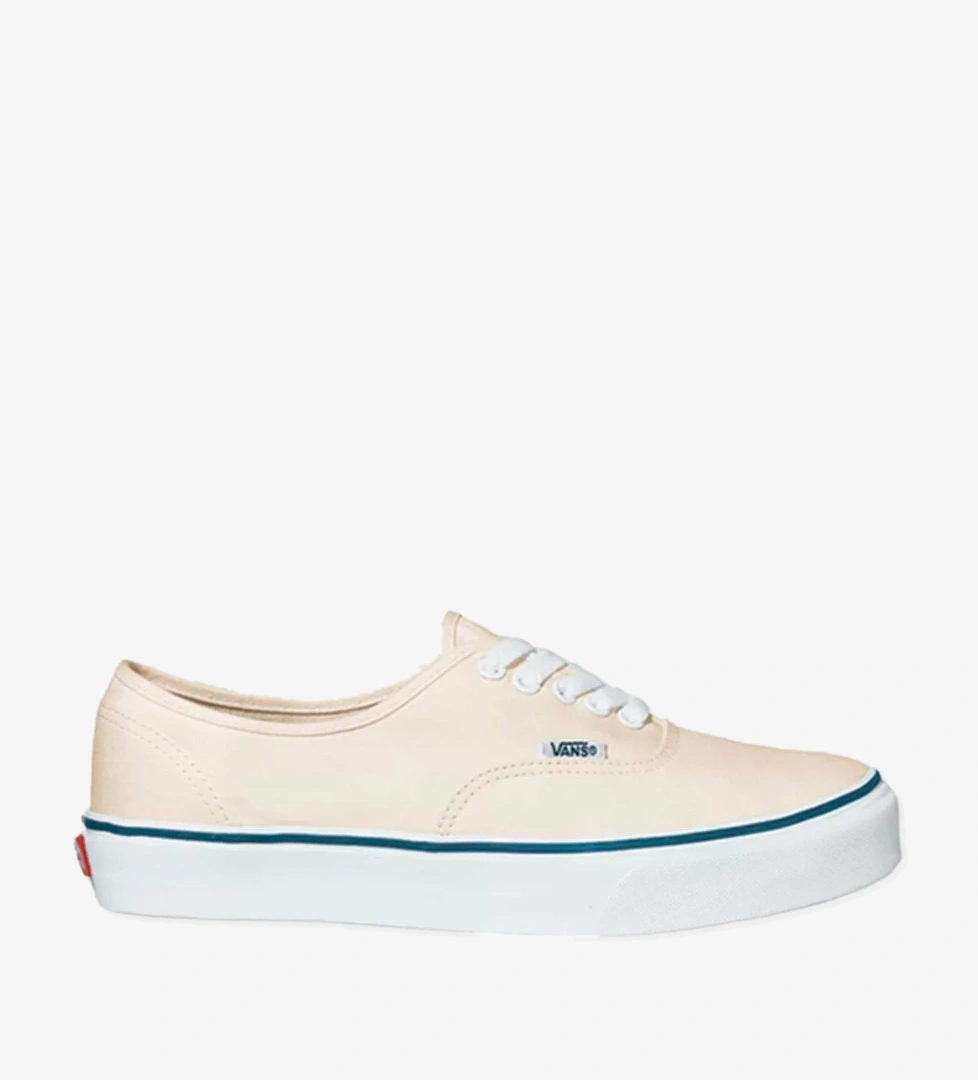 Vans Authentic Unisex Sneaker model görseli