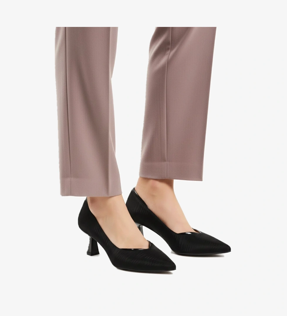 Siyah Saten Kısa İnce Topuklu Abiye Ayakkabı 357188 Z