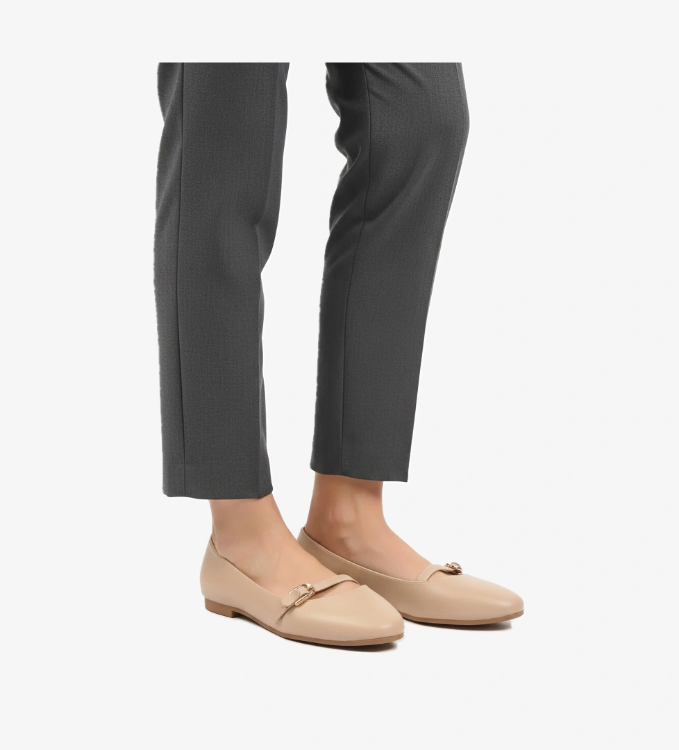 A Spor Aspor Siyah Bej Kadın Babet model görseli