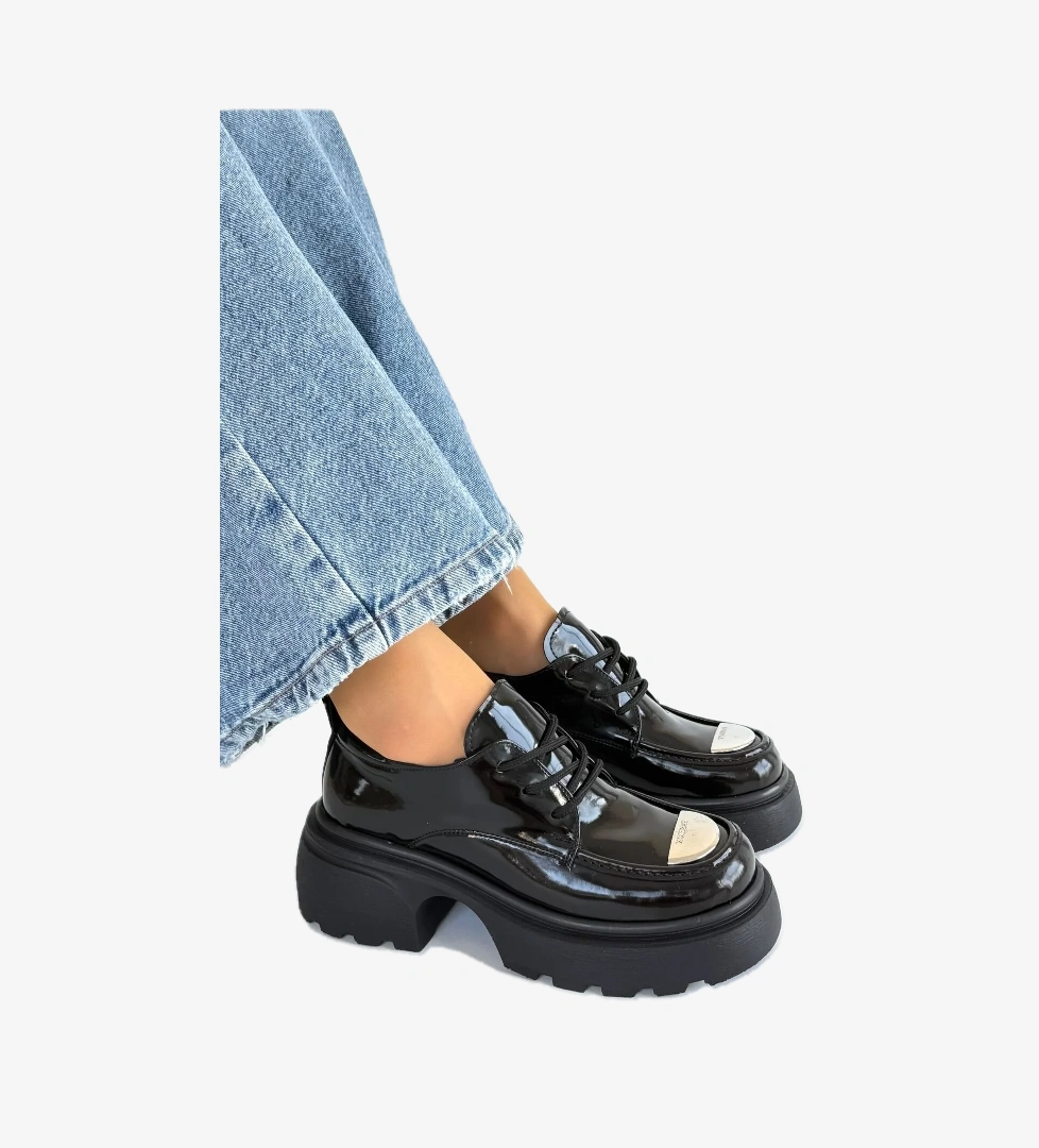 Pabucmarketi Siyah Bej Rugan Kadın Topuklu Ayakkabı model görseli