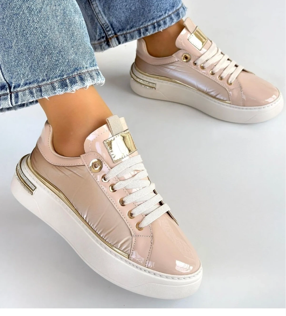 Pabucmarketi Bej Siyah Rugan Paraşüt Detaylı Bağcıklı Kadın Spor Ayakkabı model görseli