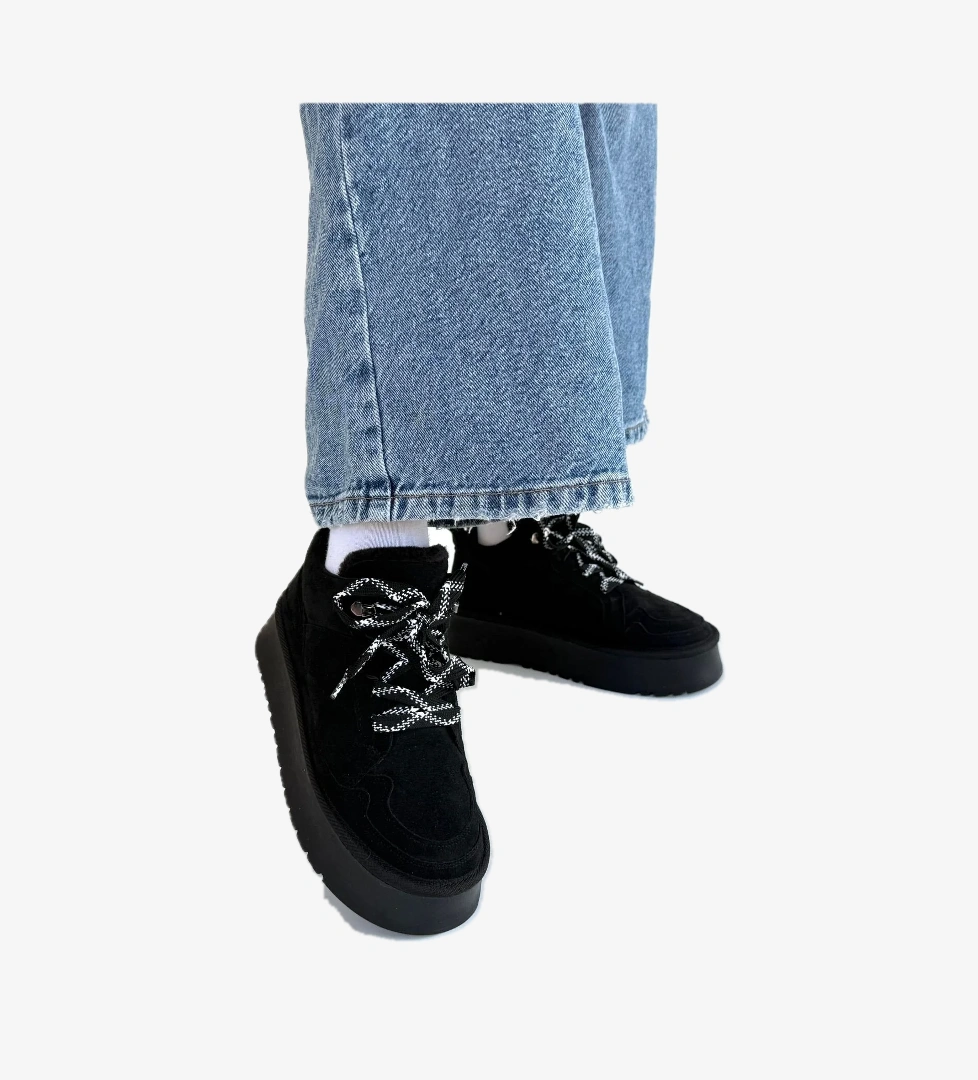 Pabucmarketi Süet Bağcıklı Kadın Düz Bot model görseli