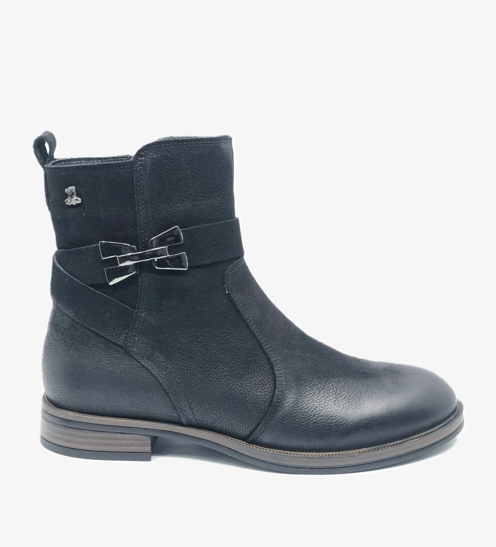 Venüs Kay Hakiki Deri Düz Kaymaz Taban Ortopedik Kadın Bot model görseli