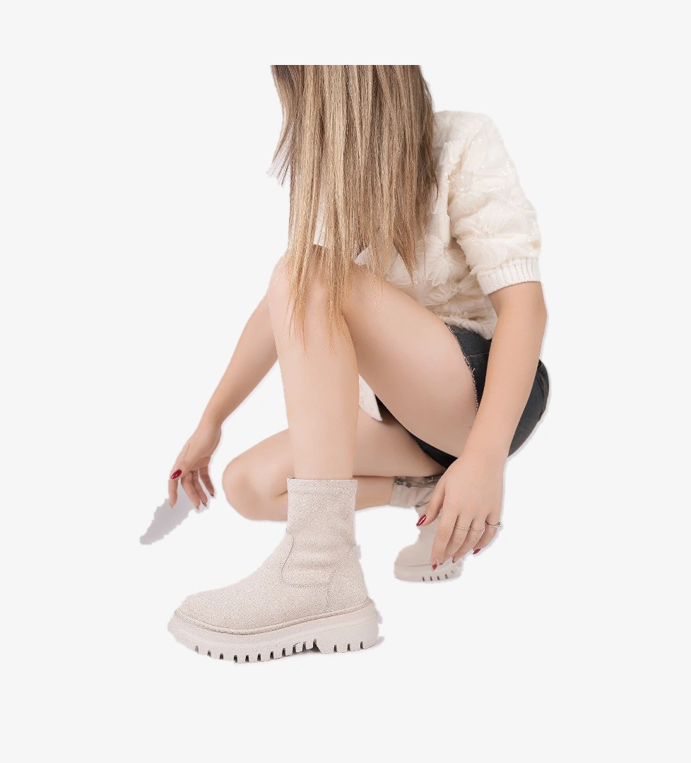 SUEVA Süet Kalın Taban Fermuarlı Kadın Bot